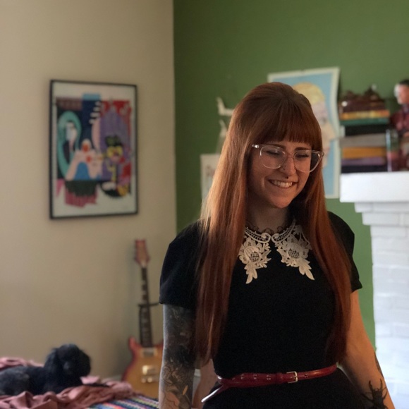 Meet your Posher, Chuck - Picture 2 of 4